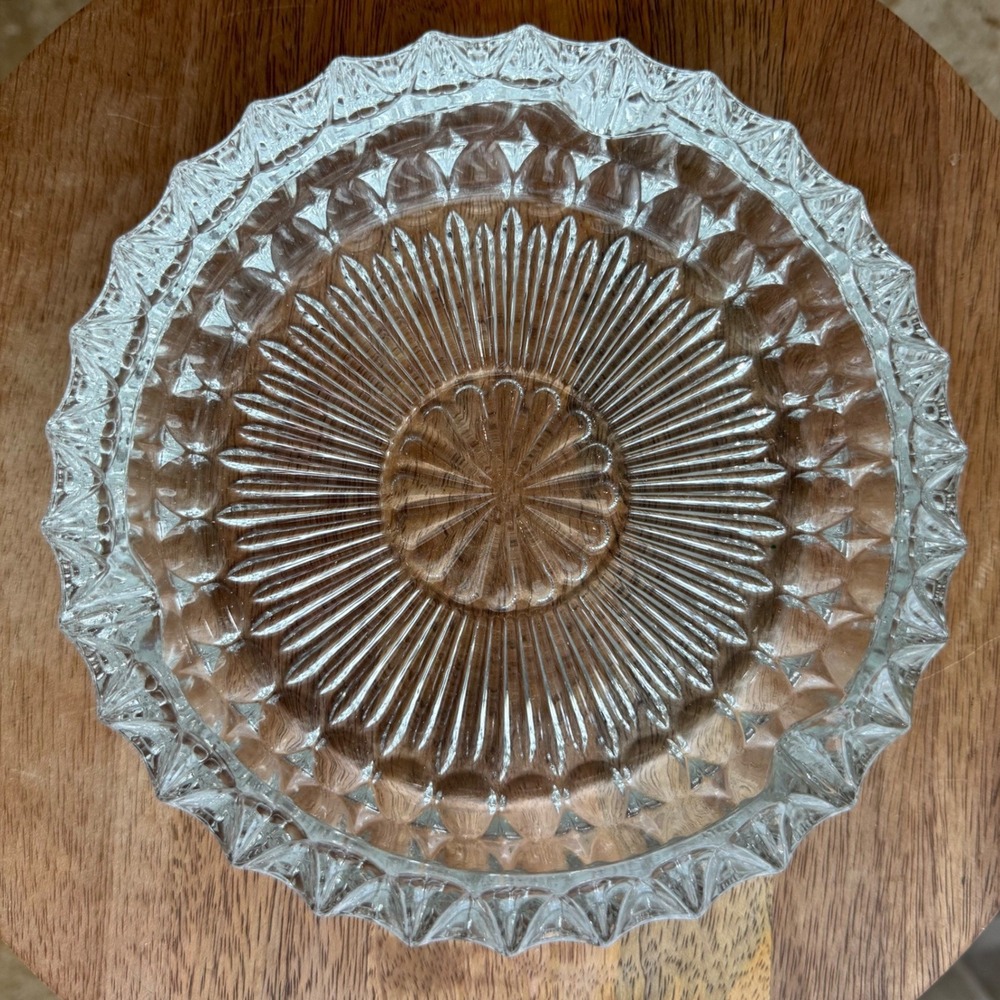 Vintage Glass Ashtray Heavy Italy Diamond Cut Scalloped MCM Barware Catchall - Picture 2 of 8